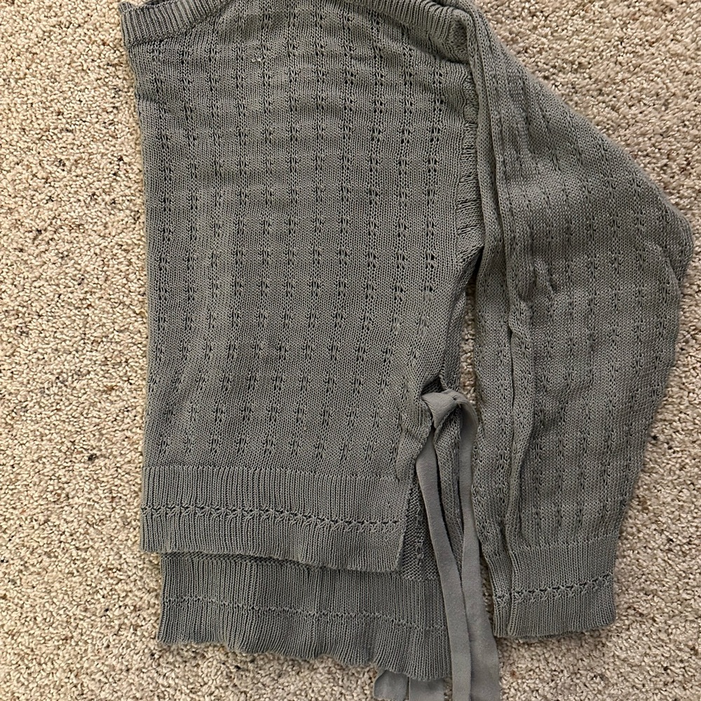 Women's Gray Sweater